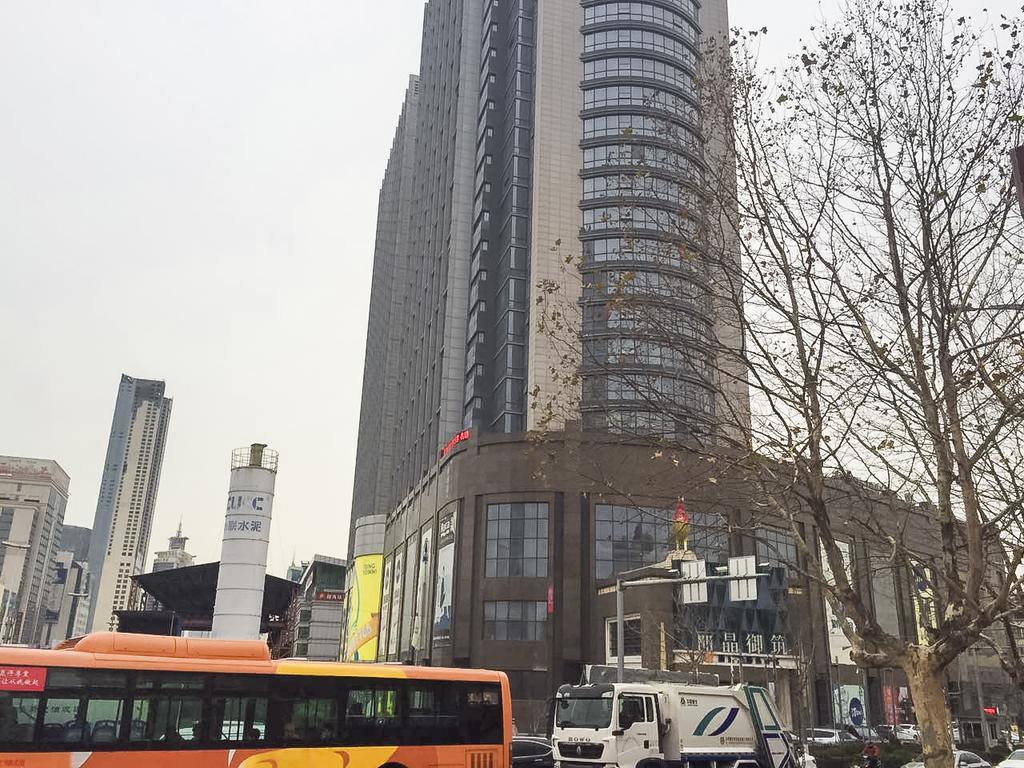 Qingdao Thor Electronic Hotel 青島市 エクステリア 写真